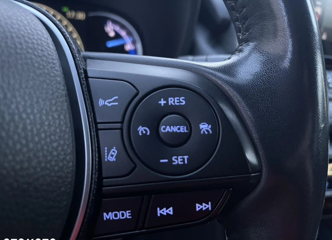 Toyota RAV4 cena 144900 przebieg: 84000, rok produkcji 2019 z Pajęczno małe 704